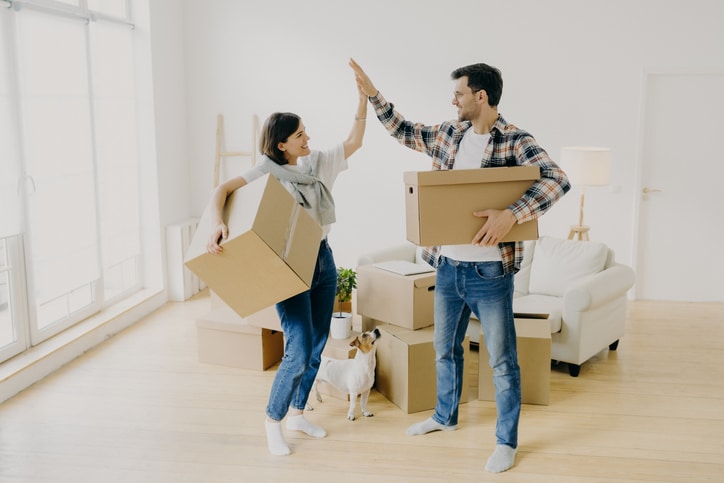 Read more about the article What to Pack First When Moving