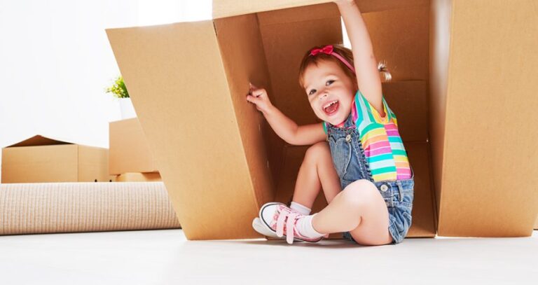 Read more about the article MOVING WITH A CHILD – A PRACTICAL GUIDE