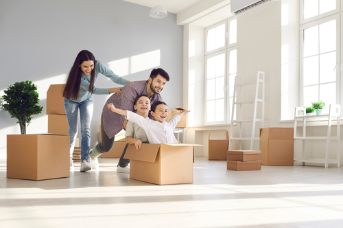 You are currently viewing Moving in the Fall: Tips for a Smooth Transition