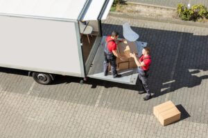 Read more about the article Choosing the Right Moving Company: A Comprehensive Guide