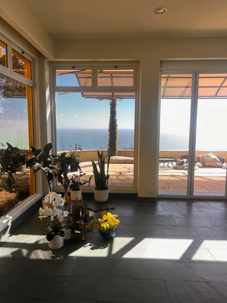 Professional full service movers handling residential and commercial moves in Arcadia, California